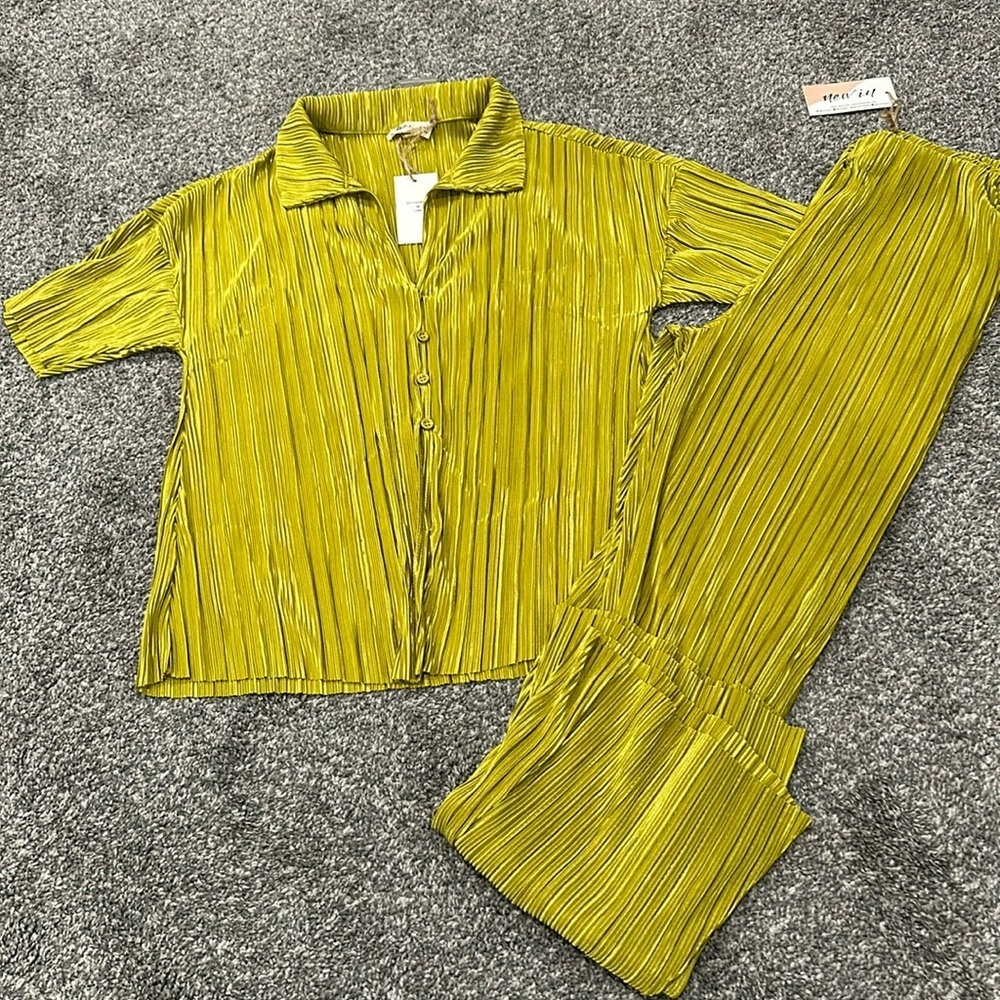 Nwt set. Top and pants. Boutique brand new